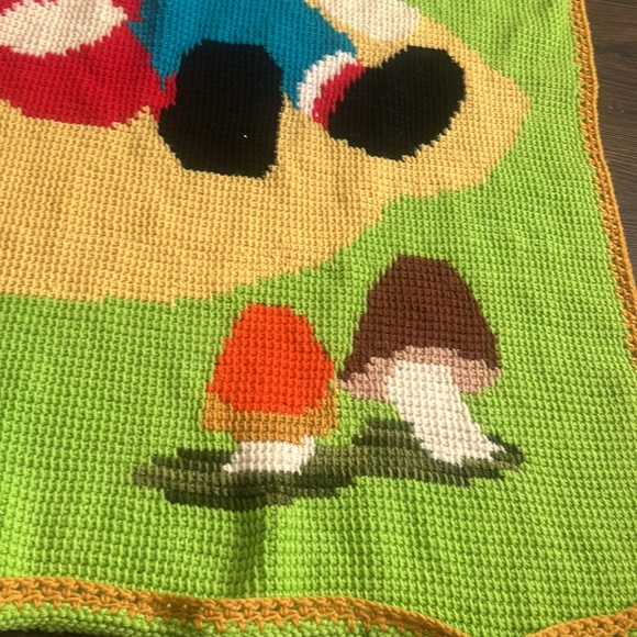 Vintage Raggedy Ann blanket - Picture 3 of 6